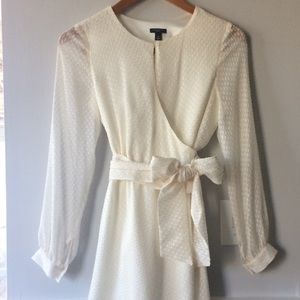 Ann Taylor Dress Size 2 Petite